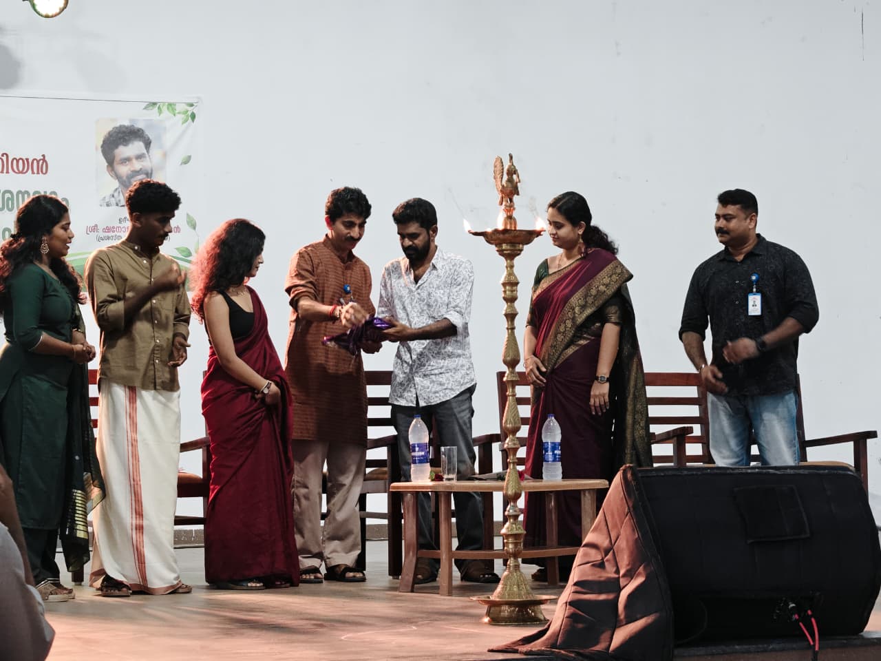 Students’ College Magazine Released Students’ College Magazine Released